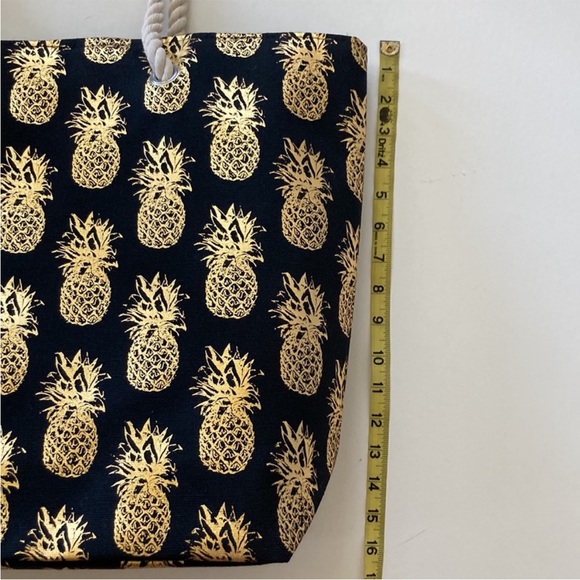 Jumbo Black & Gold Foil Pineapple Beach Tote - Picture 8 of 10